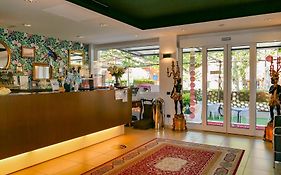 Hotel Benaco Garda ***S